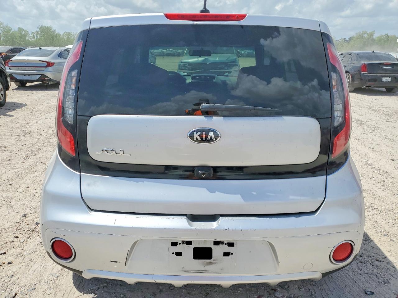 2017 Kia Soul + - Фото 6