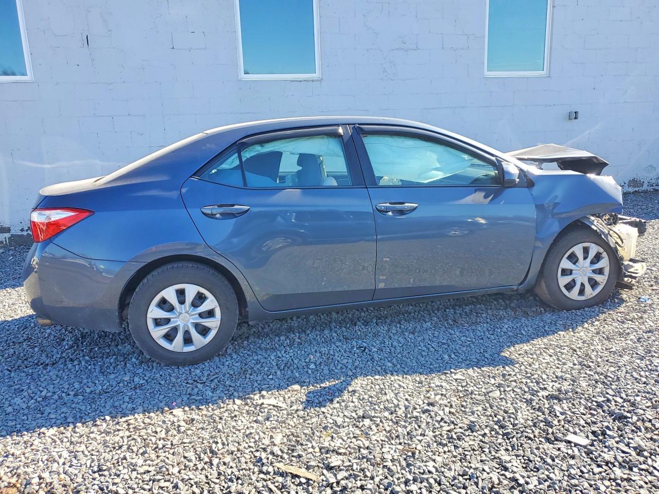 2014 Toyota Corolla L - Image 3
