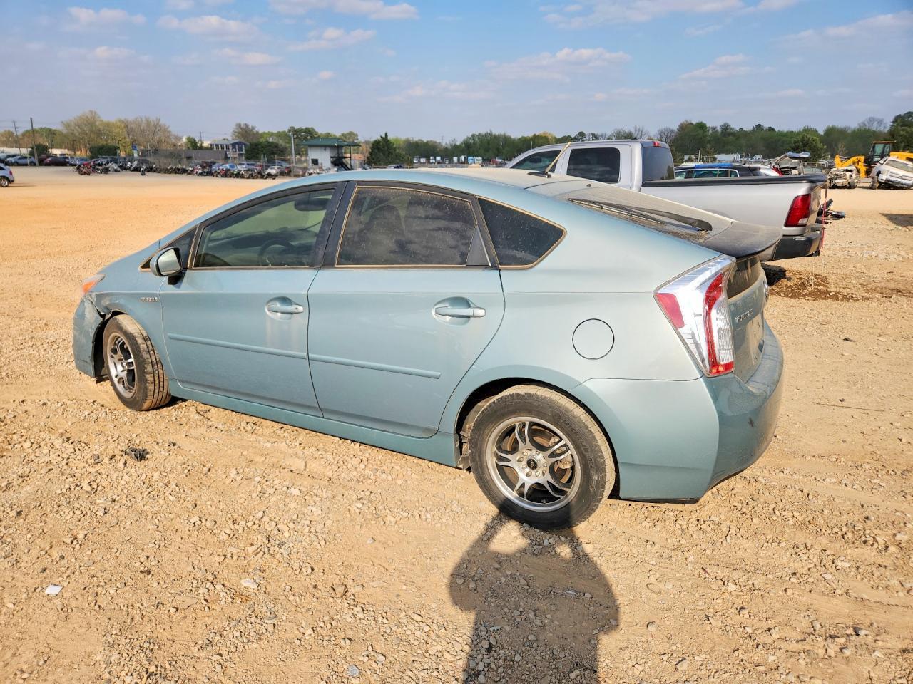 2013 Toyota Prius Four - Фото 2
