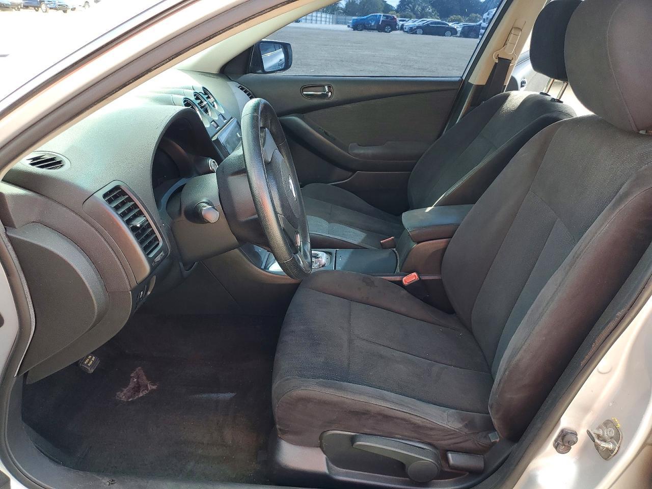 2012 Nissan Altima 2.5 - Фото 7