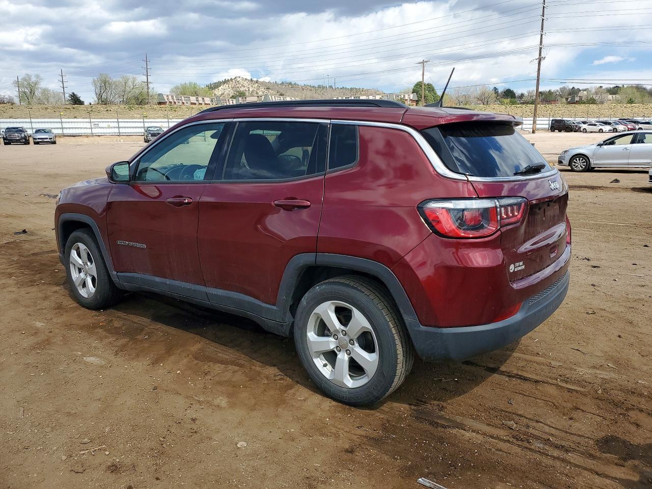 2020 Jeep Compass Latitude - Фото 2