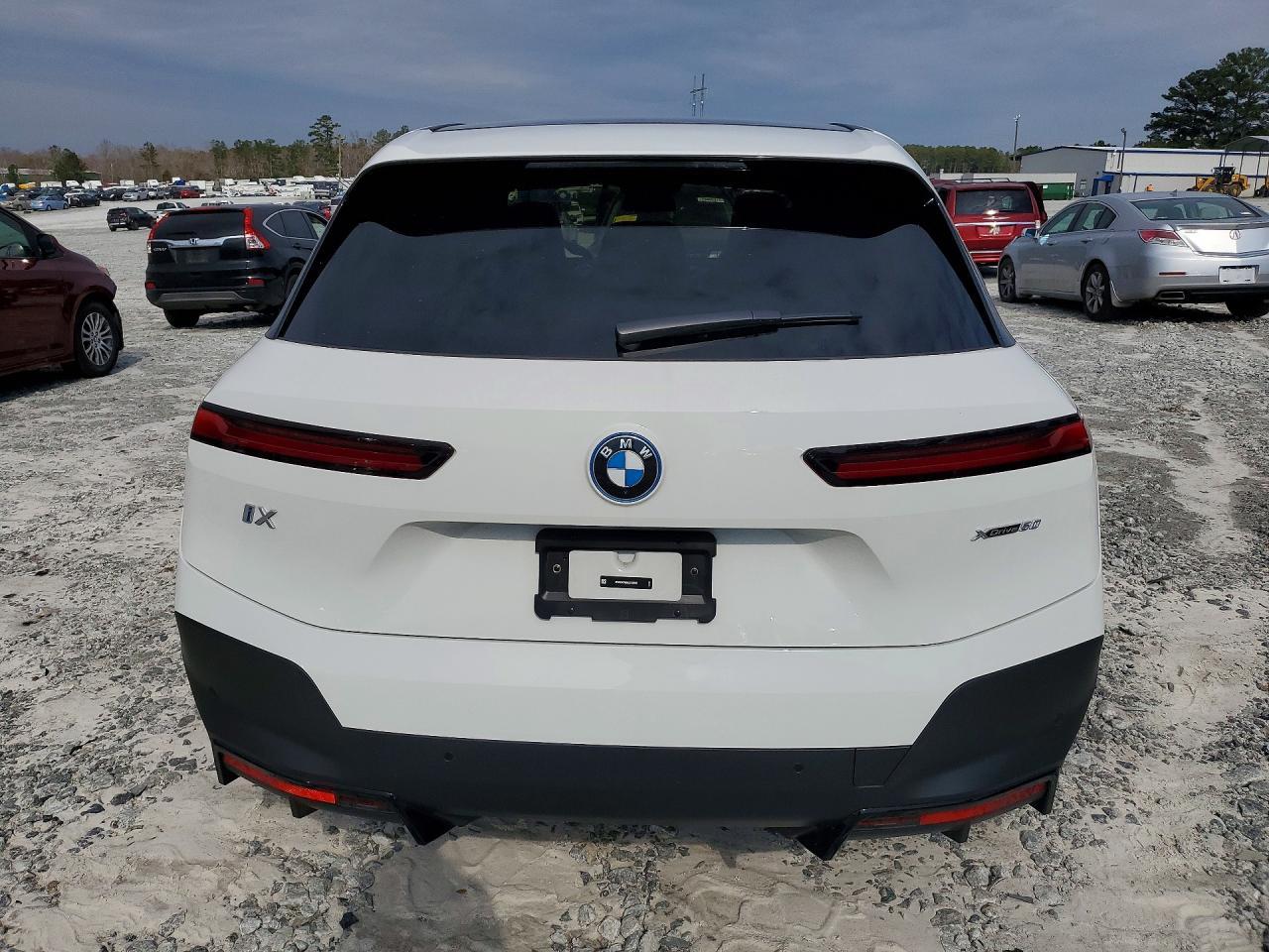 2025 BMW Ix xDrive50 - Image 6