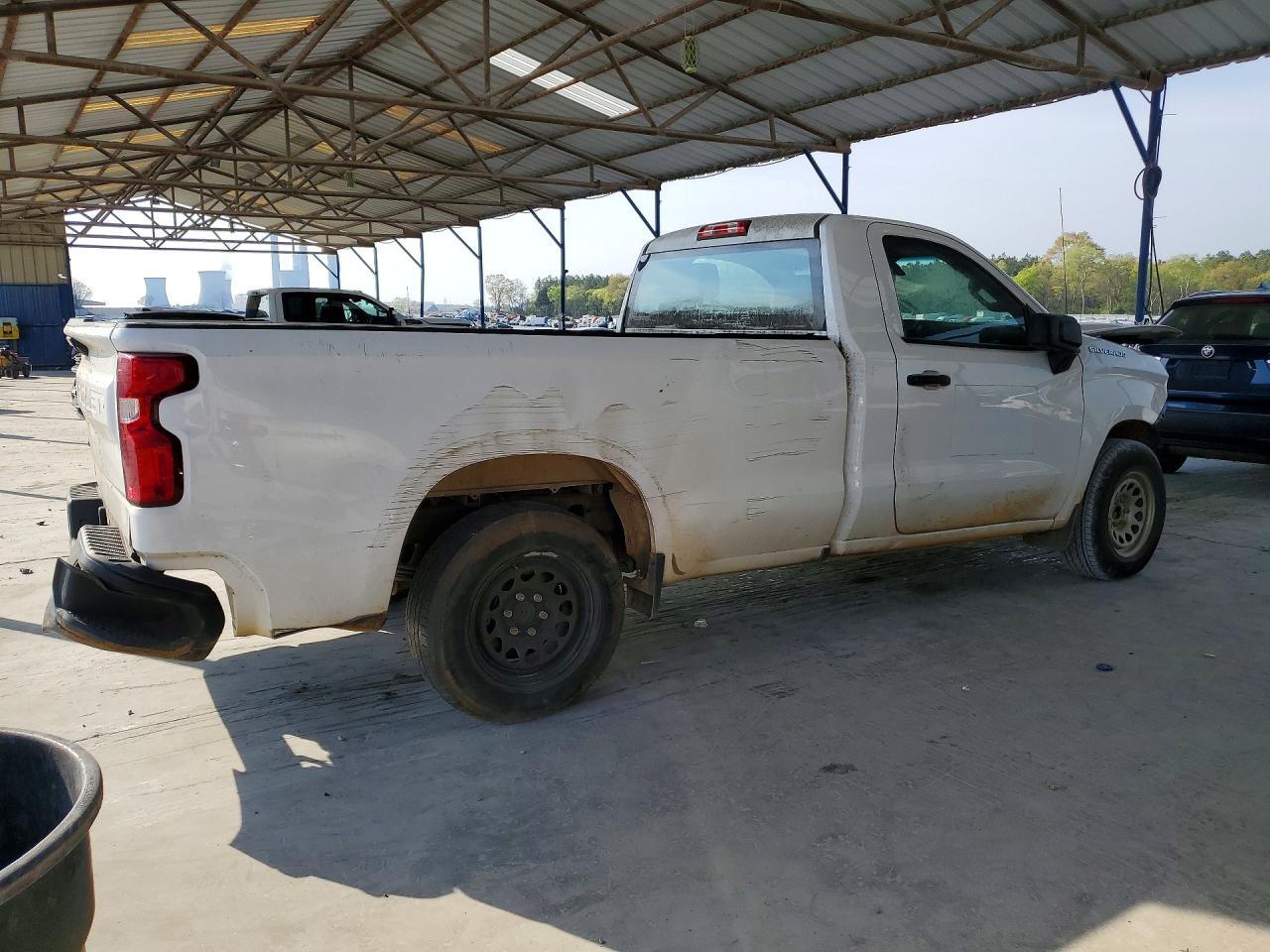 2021 Chevrolet Silverado C1500 - Image 3
