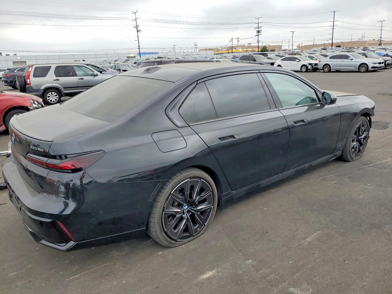 2024 BMW I7 Edrive50 - Фото 3