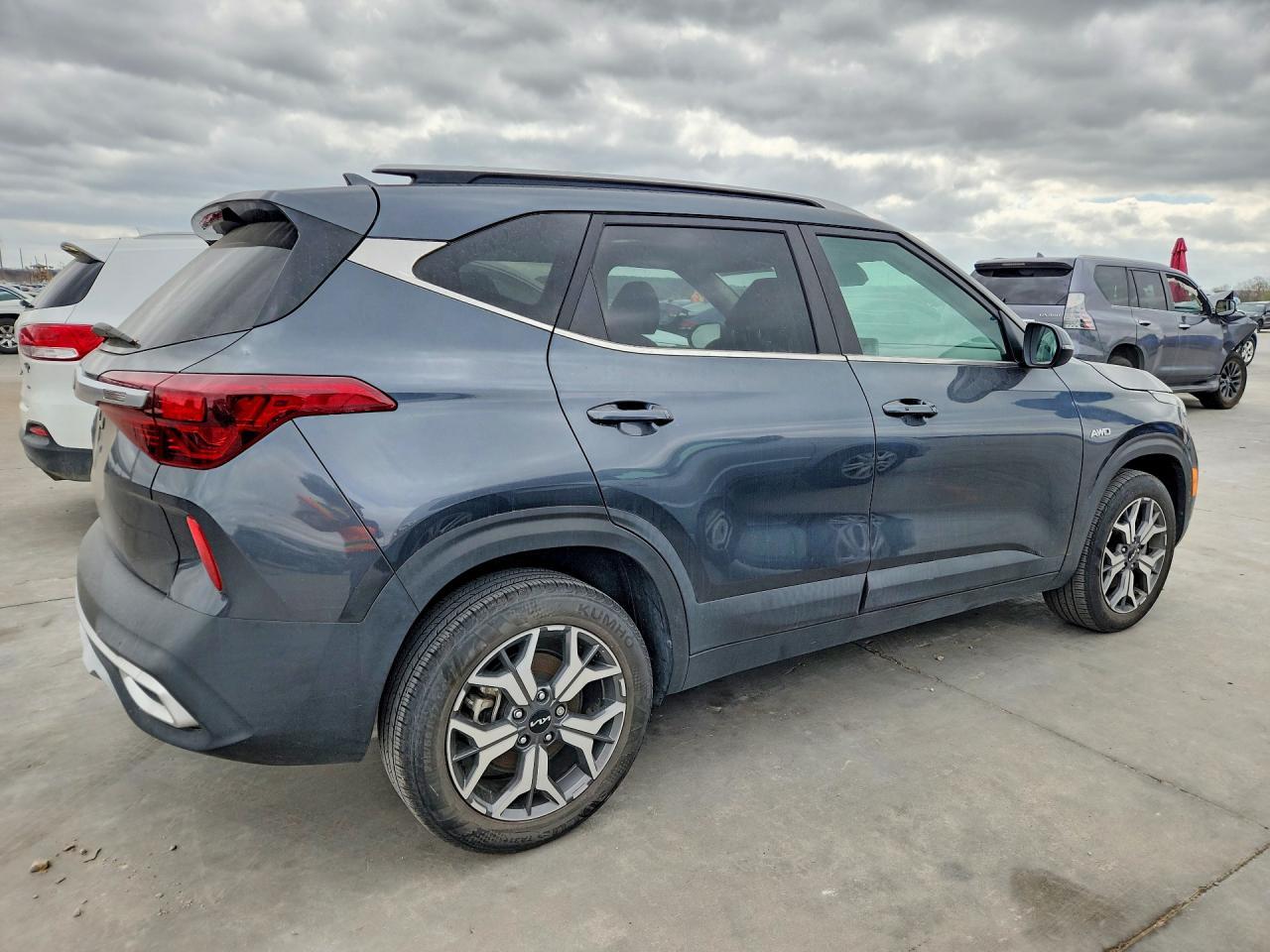 2022 Kia Seltos Ex - Фото 3