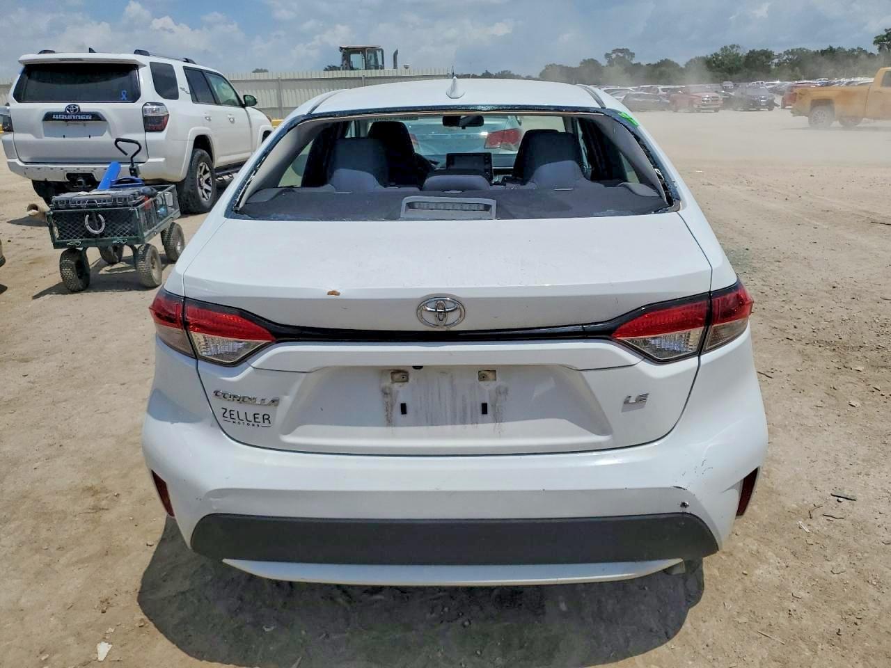 2021 Toyota Corolla Le - Image 6