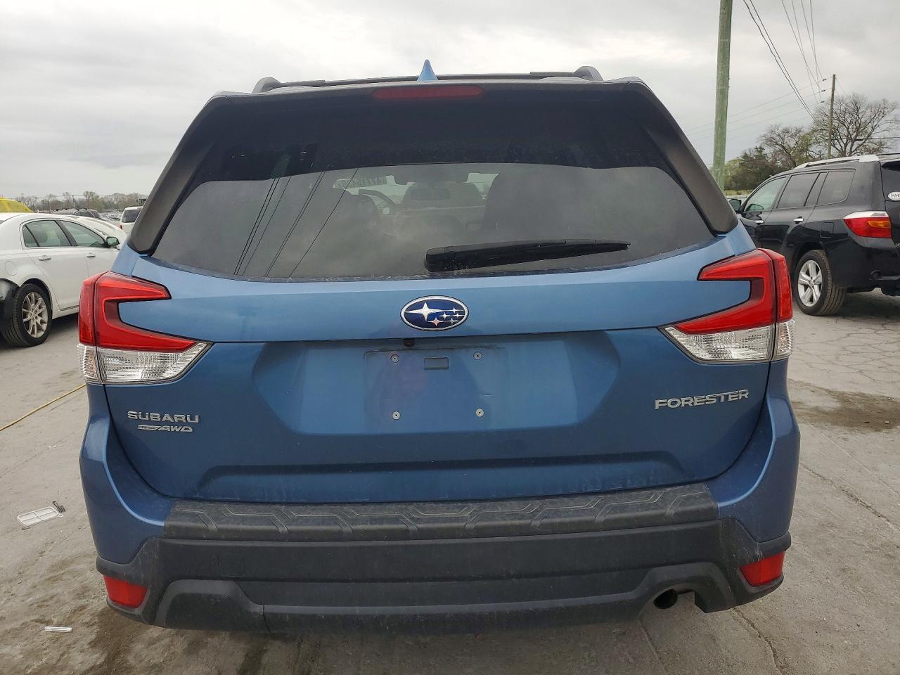 2020 Subaru Forester Premium - Фото 6