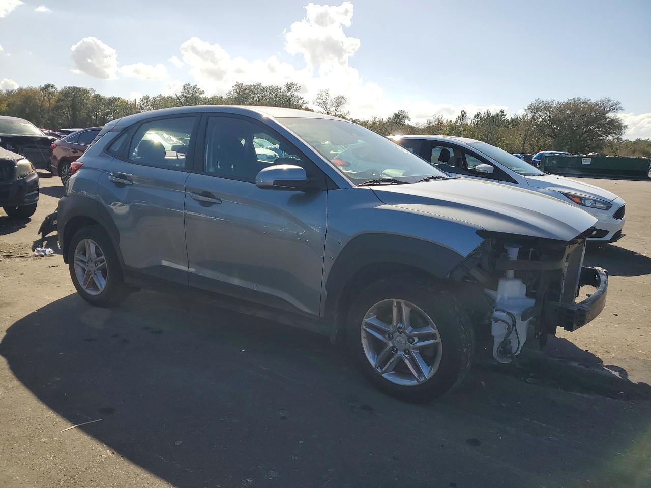 2021 Hyundai Kona Se - Фото 4
