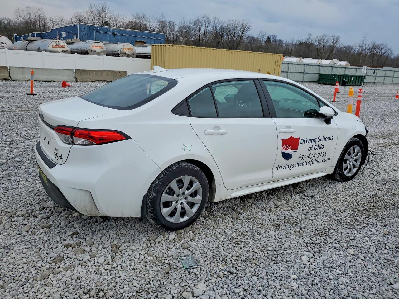 2025 Toyota Corolla Le - Фото 3