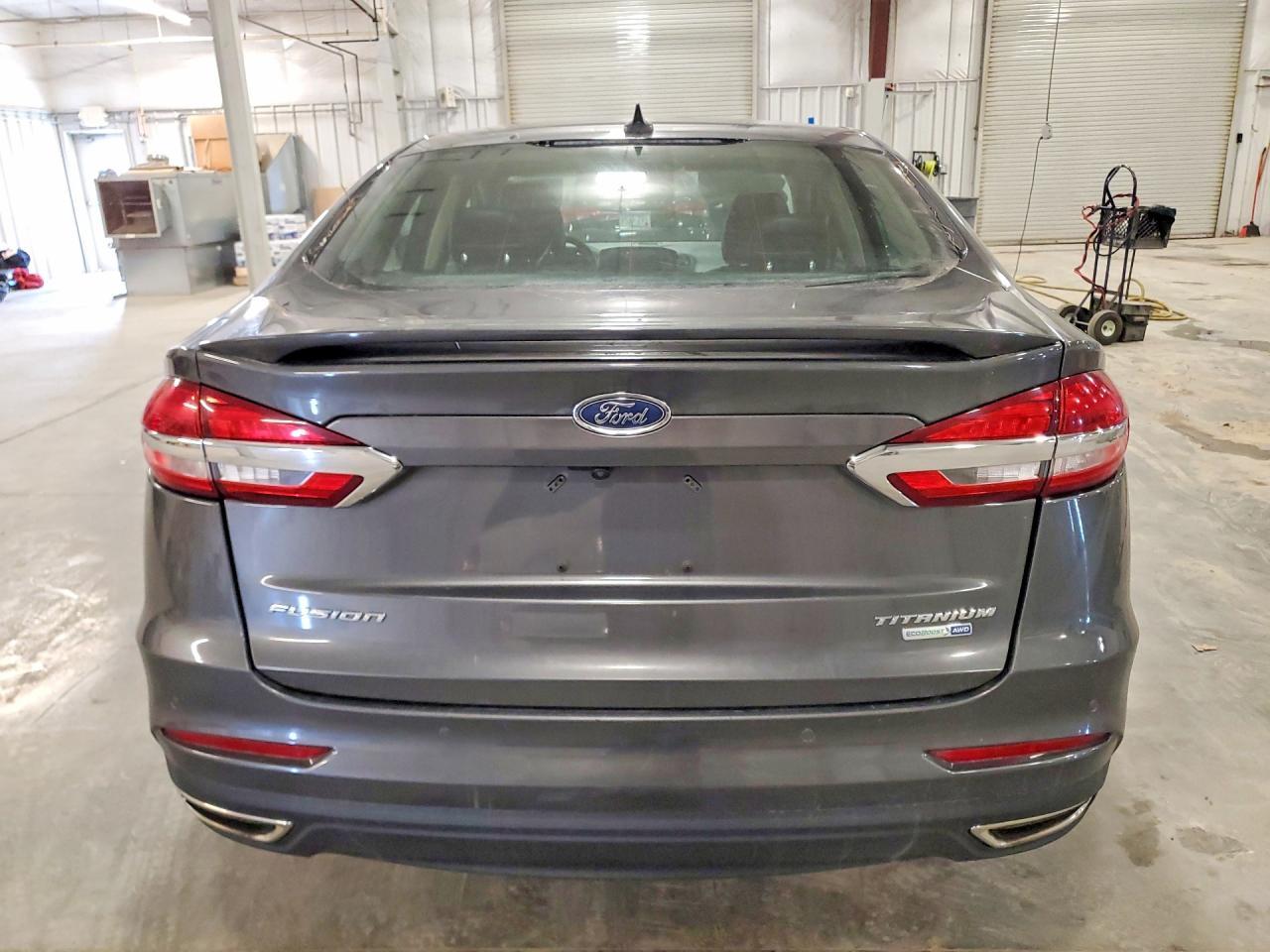 2019 Ford Fusion Titanium - Фото 6