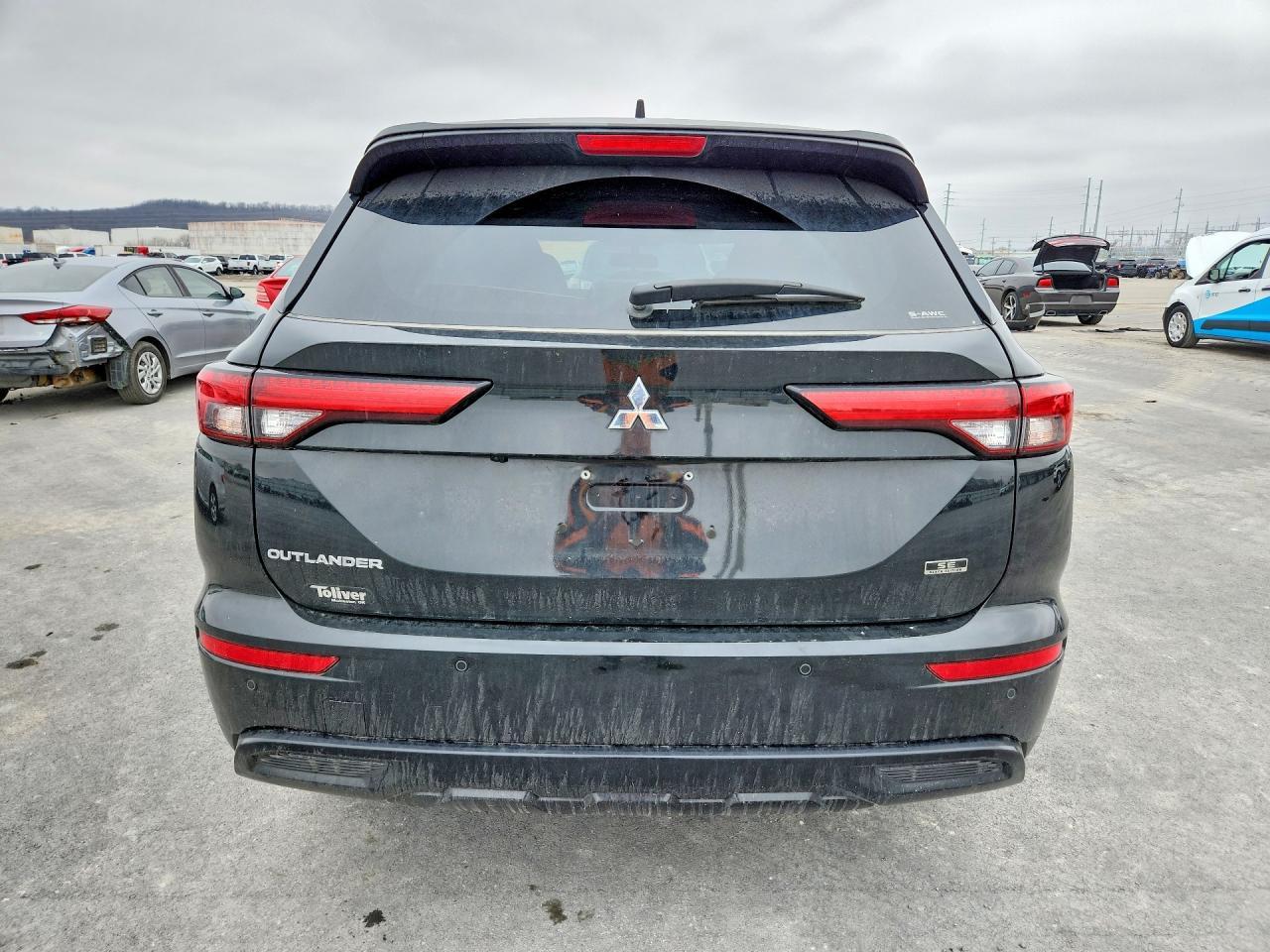 2024 Mitsubishi Outlander Se - Image 6