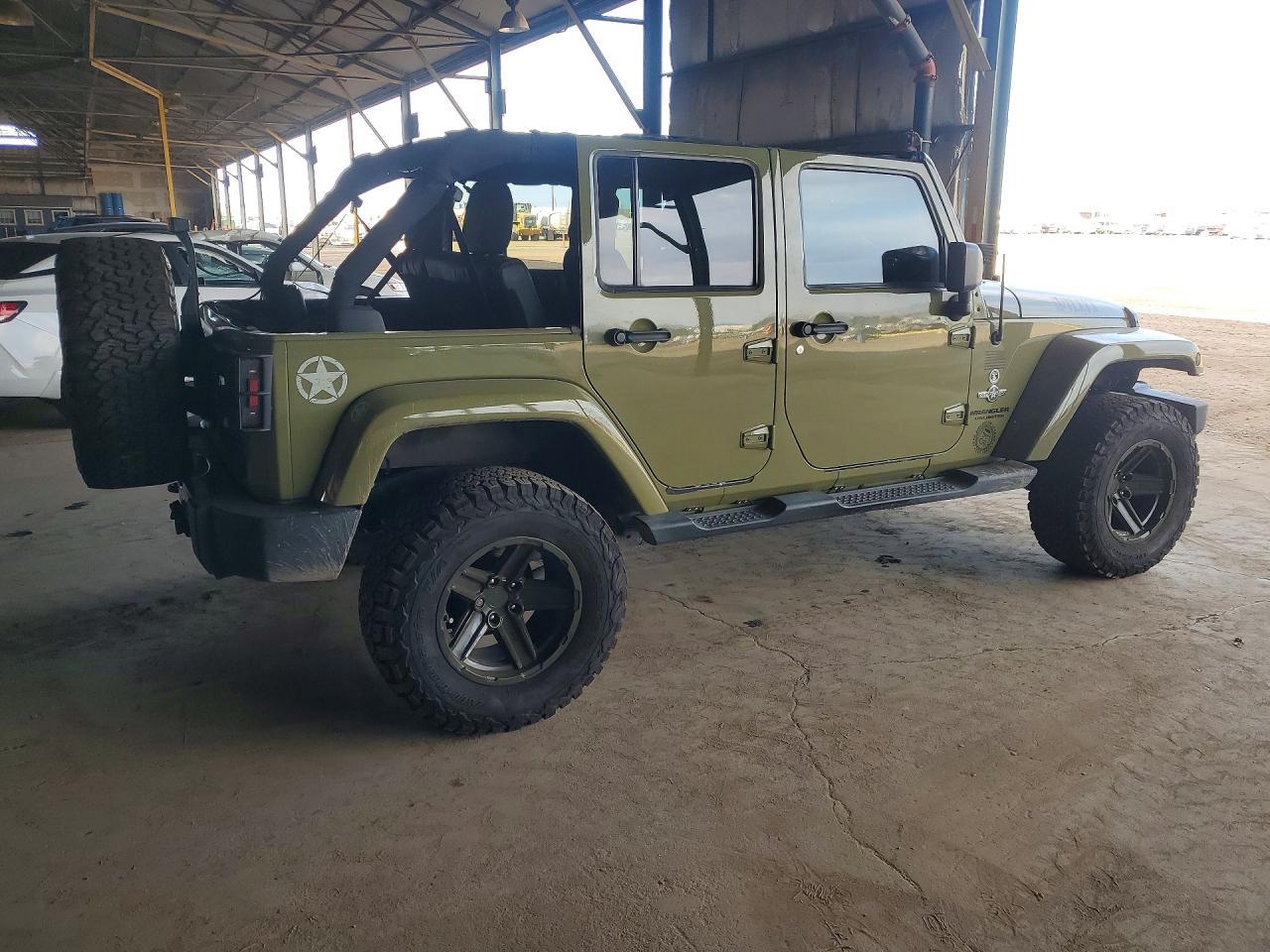 2013 Jeep Wrangler Unlimited Sport - Image 3