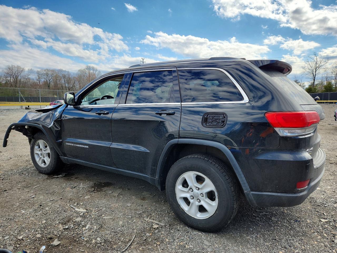 2015 Jeep Grand Cherokee Laredo - Фото 2