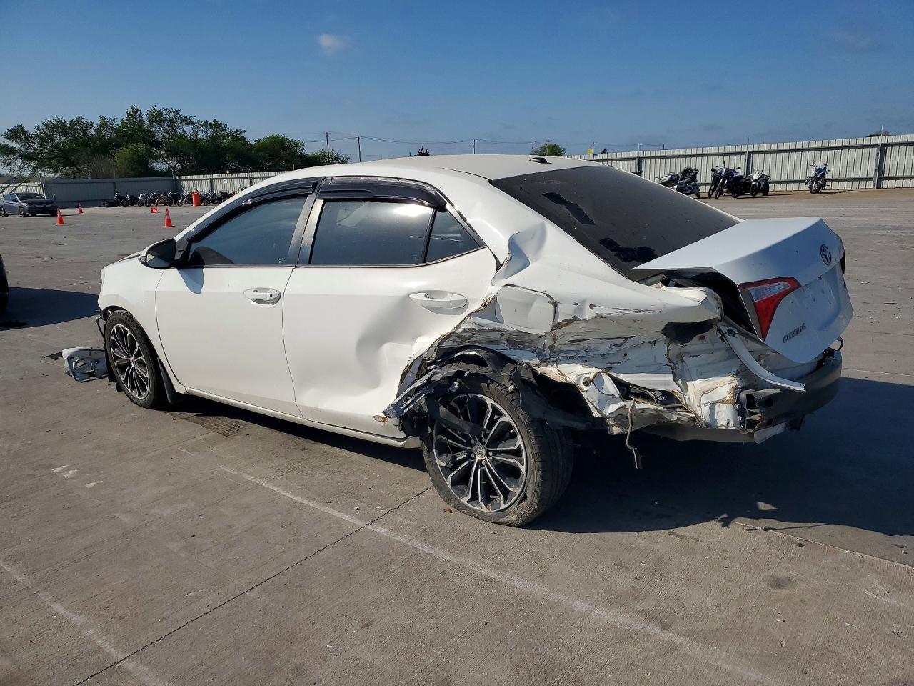 2016 Toyota Corolla S Premium - Image 2