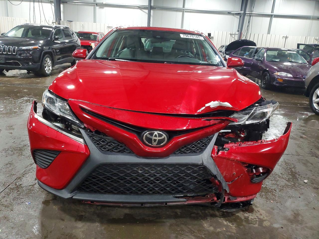 2019 Toyota Camry Se - Image 5