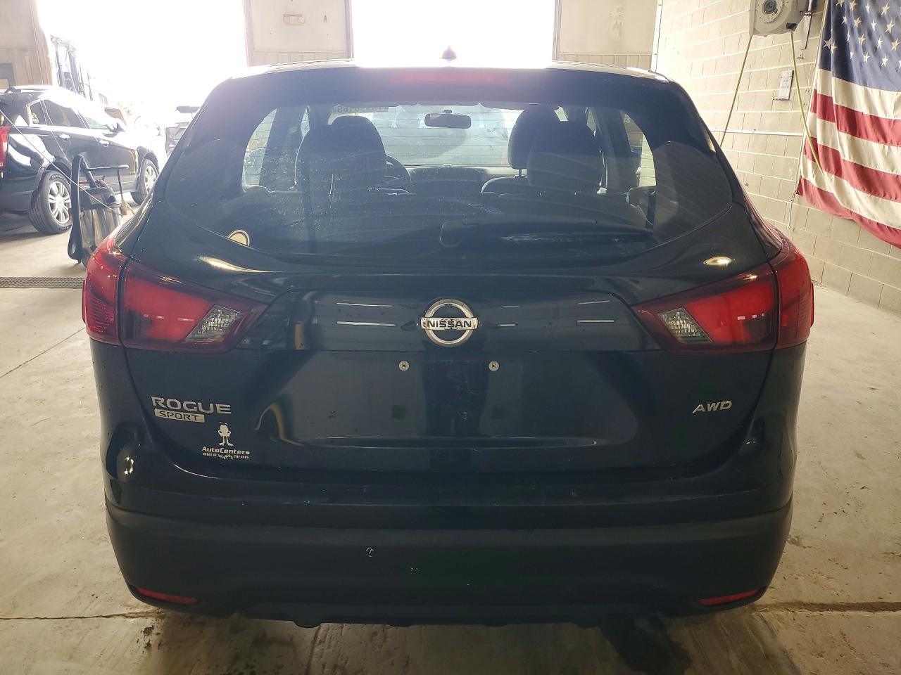 2019 Nissan Rogue Sport S - Image 6