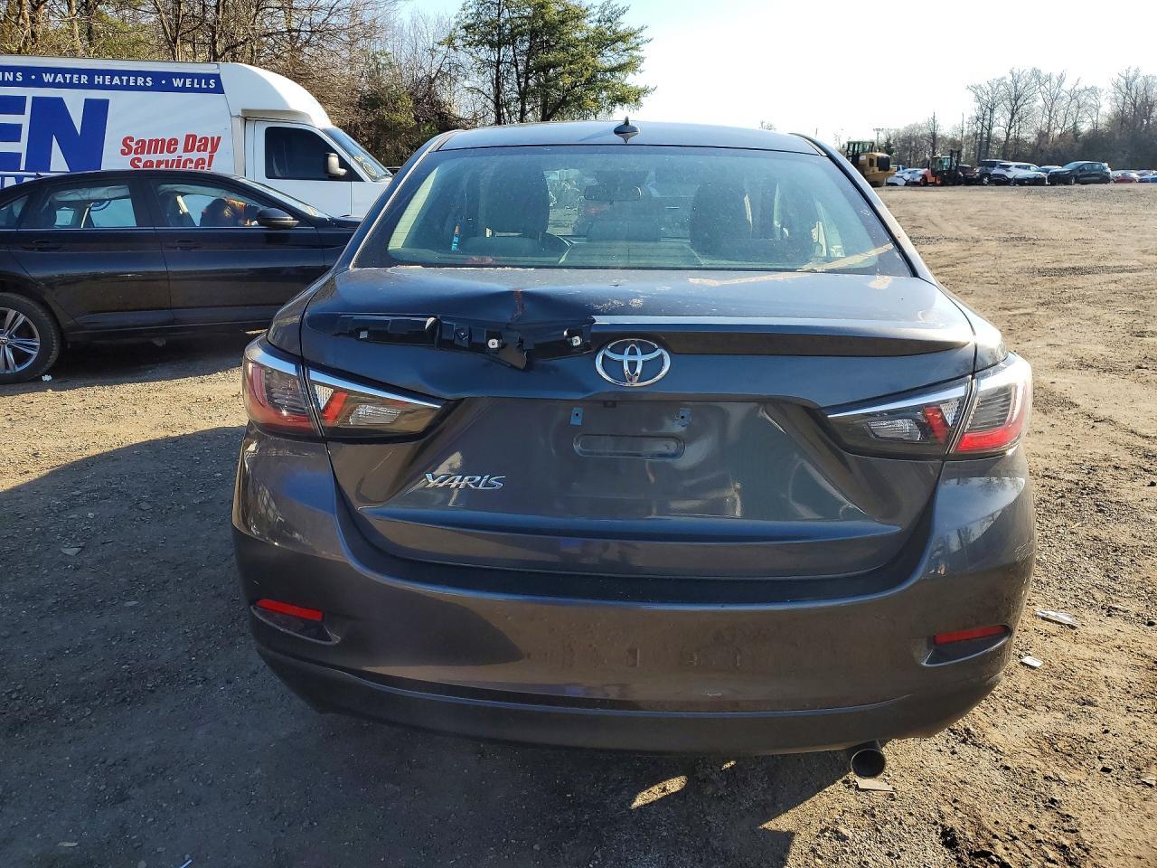 2019 Toyota Yaris Le - Фото 6