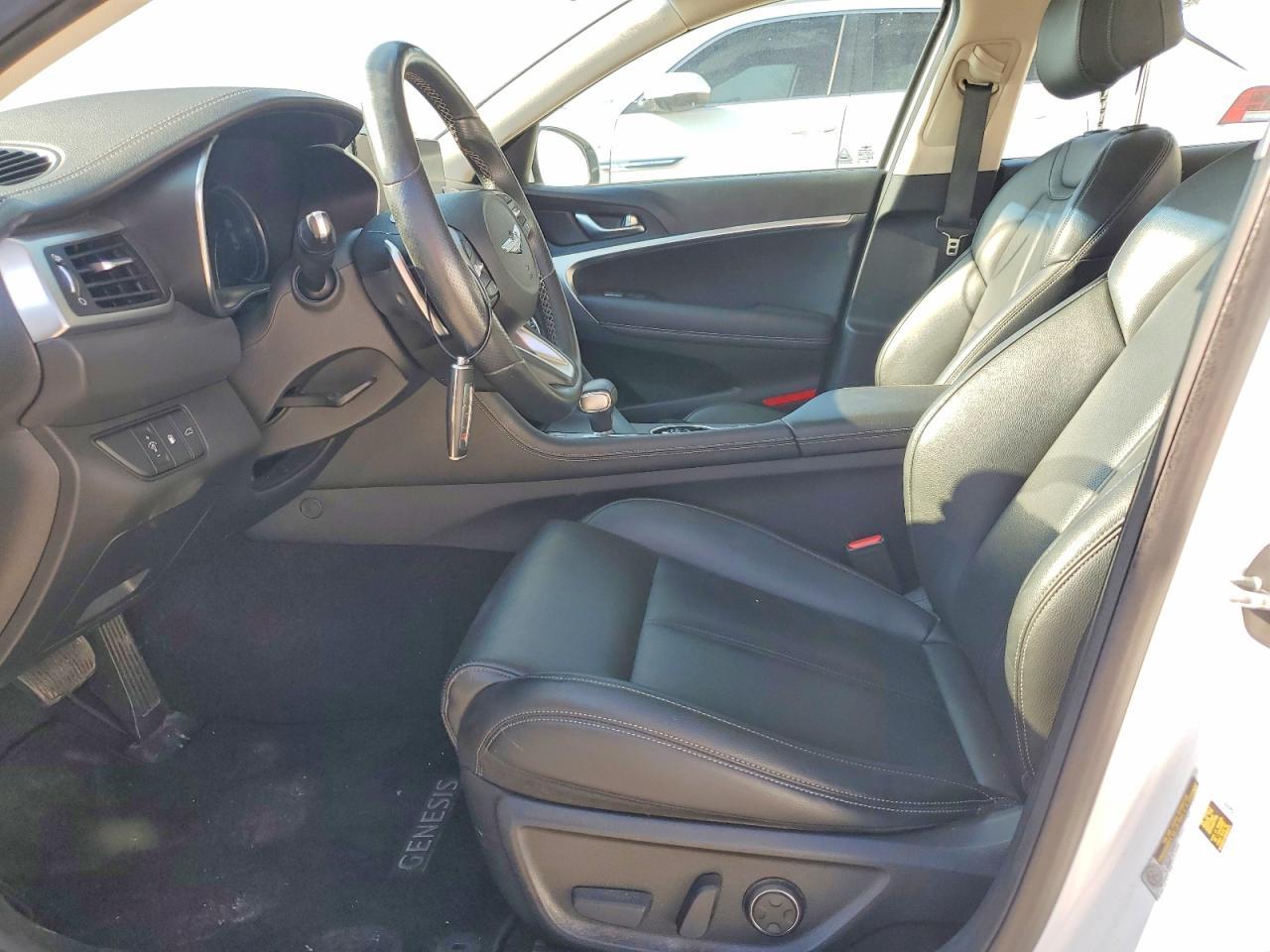 2023 Genesis G70 2.0T - Фото 7