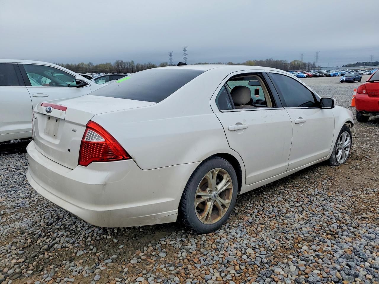 2012 Ford Fusion Se - Image 3
