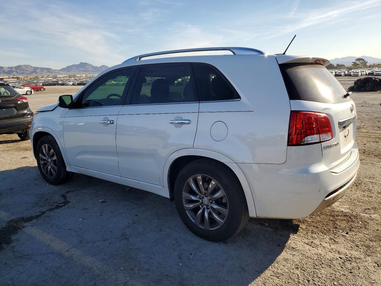 2013 Kia Sorento Sx - Фото 2