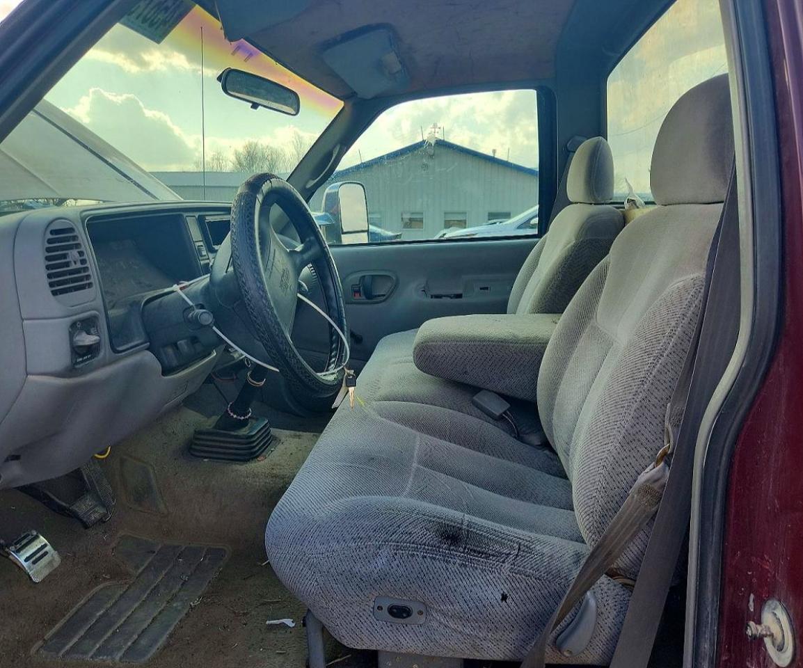 1995 GMC Sierra C1500 - Image 7