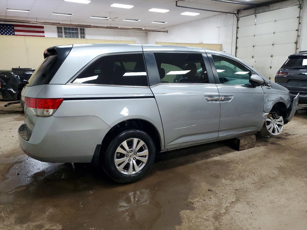 2016 Honda Odyssey Ex - Фото 3