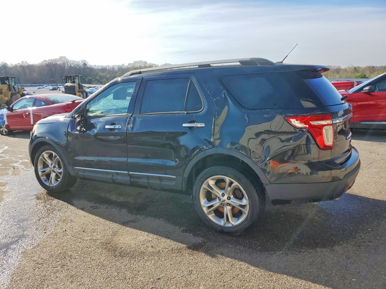 2015 Ford Explorer Limited - Фото 2