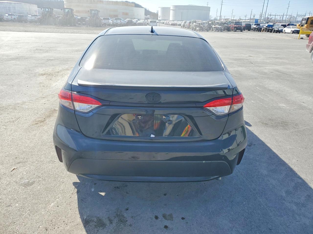 2022 Toyota Corolla Le - Image 6