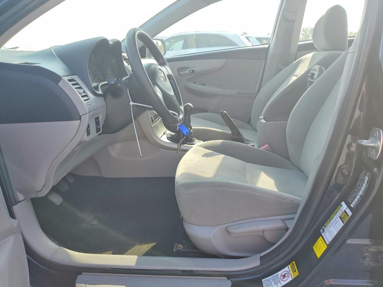 2012 Toyota Corolla L - Image 7