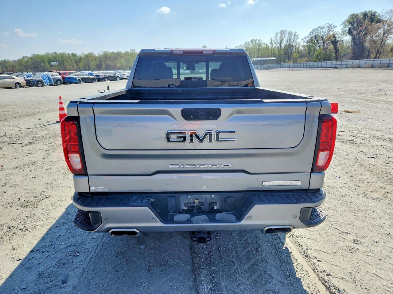 2023 GMC Sierra K1500 Elevation - Фото 6