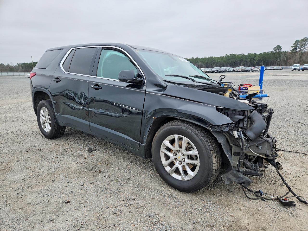 2019 Chevrolet Traverse Ls - Image 4