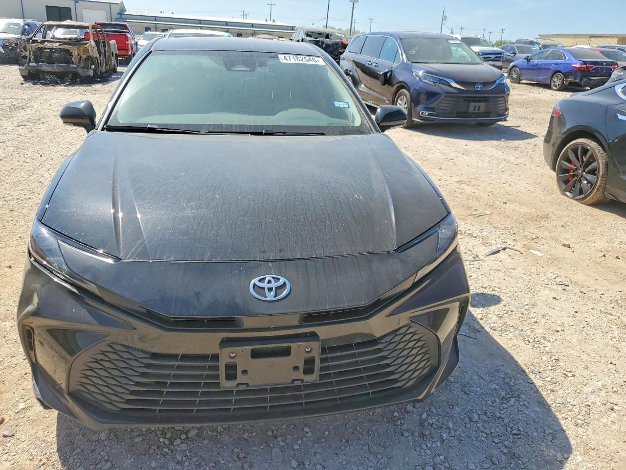 2025 Toyota Camry Le - Image 5