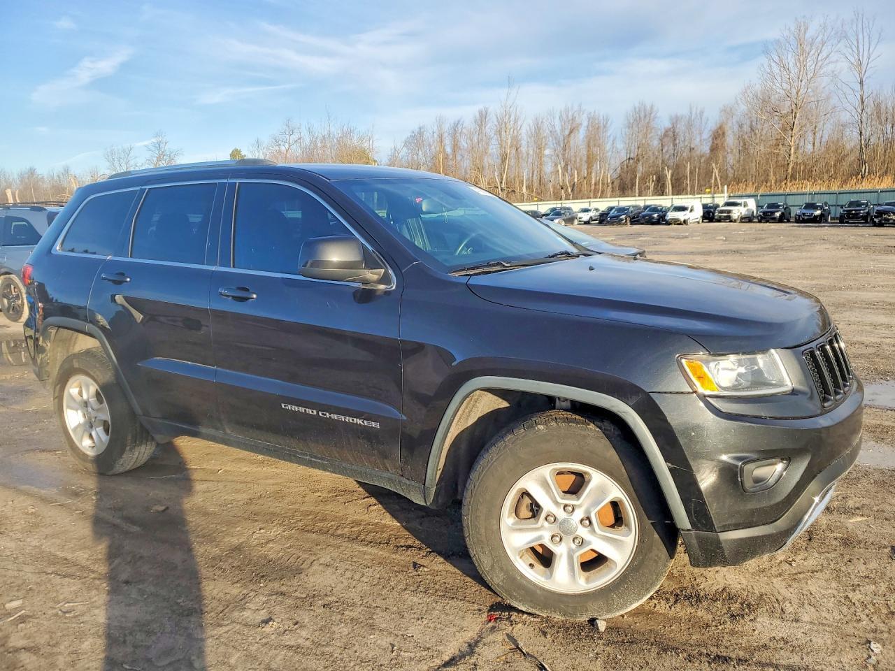 2016 Jeep Grand Cherokee Laredo - Image 4