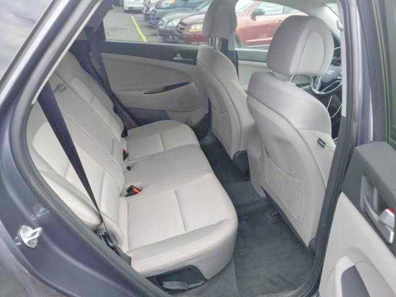 2016 Hyundai Tucson Sport - Image 6