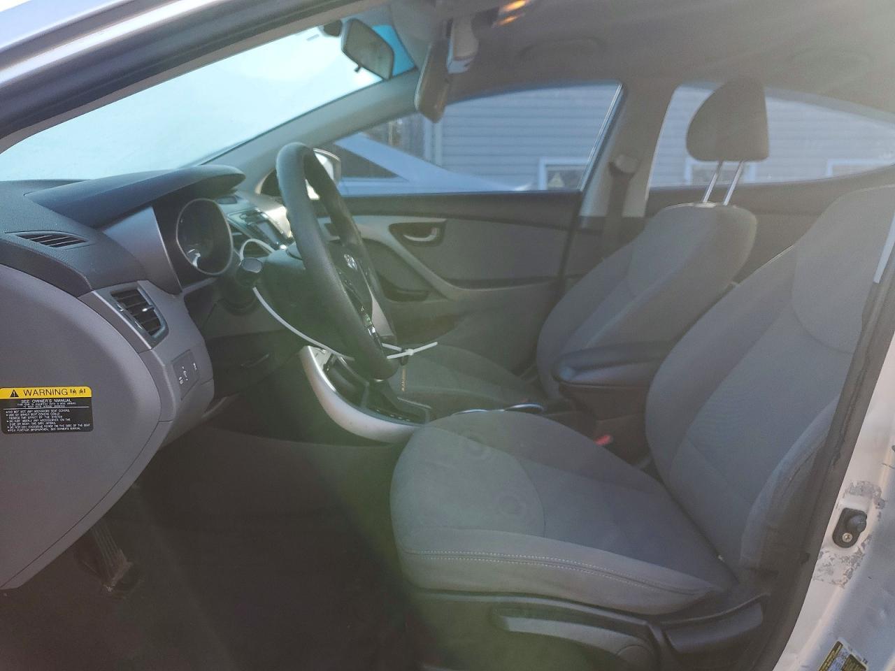 2015 Hyundai Elantra Se - Фото 7