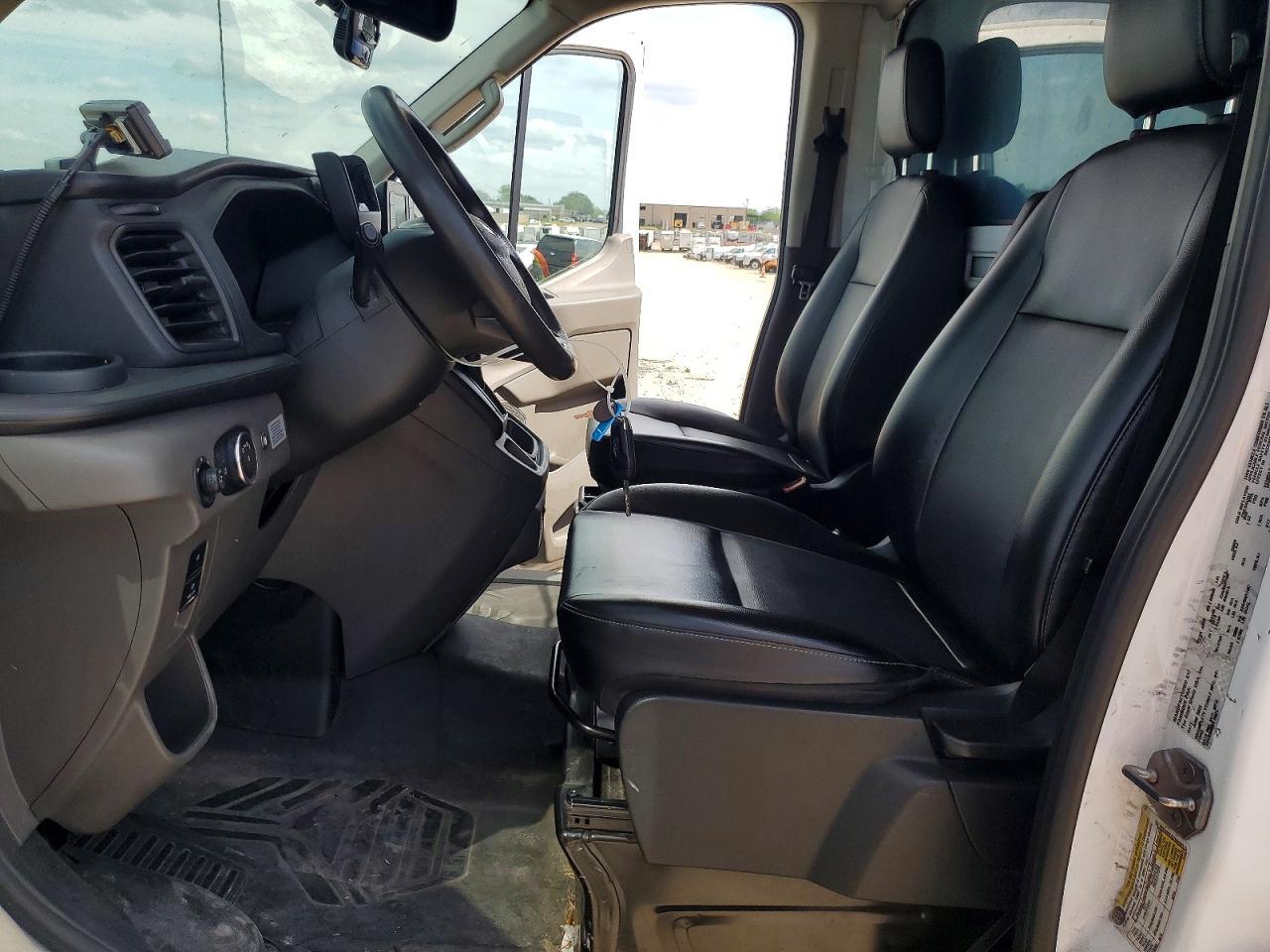 2021 Ford Transit Delivery Truck - Фото 7