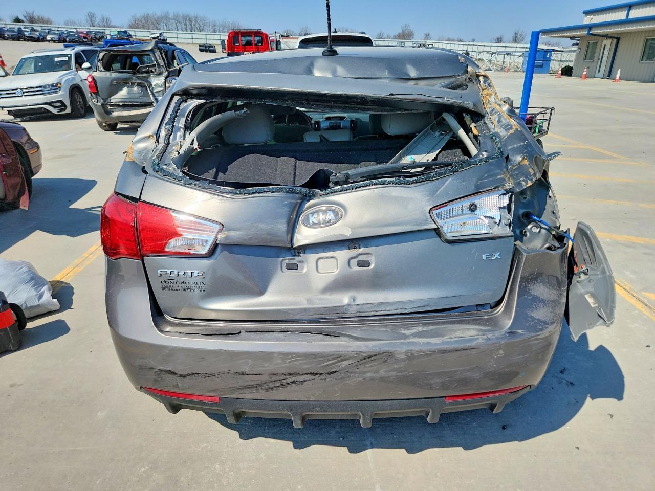 2013 Kia Forte - Image 6