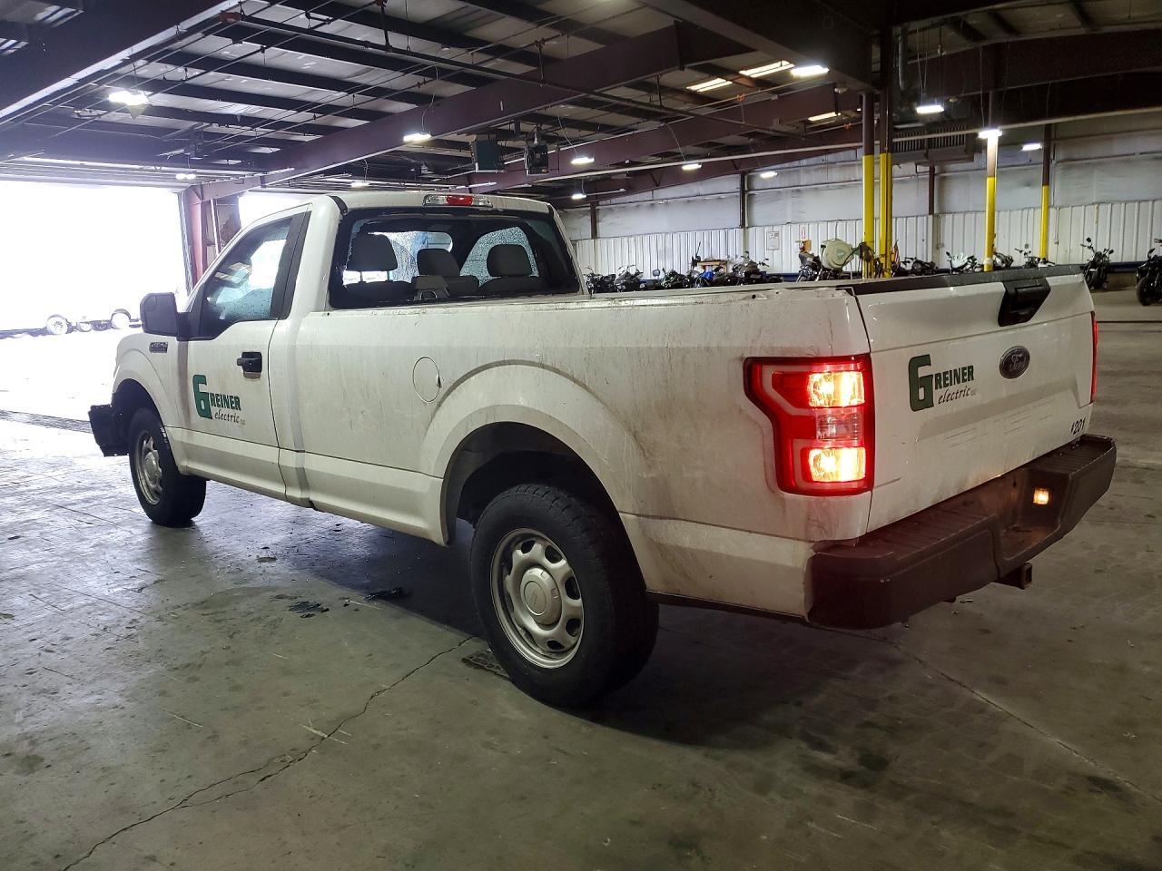 2017 Ford F150 - Фото 2