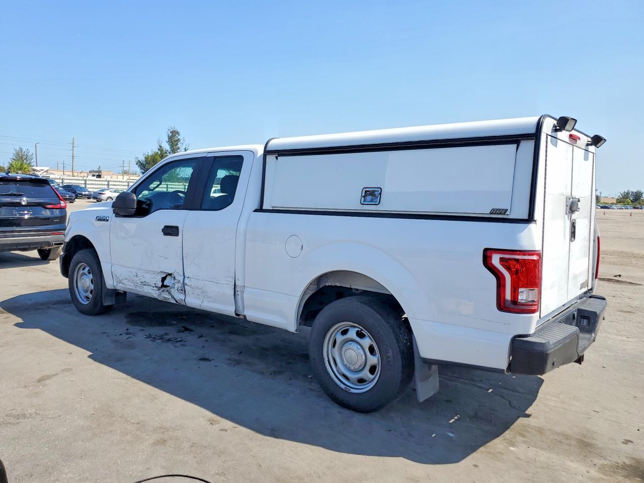 2017 Ford F-150 - Фото 2