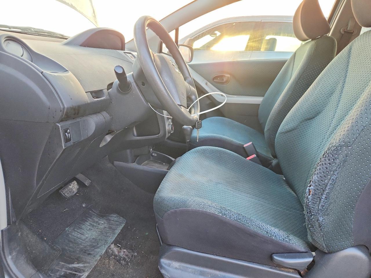 2008 Toyota Yaris Base - Фото 7