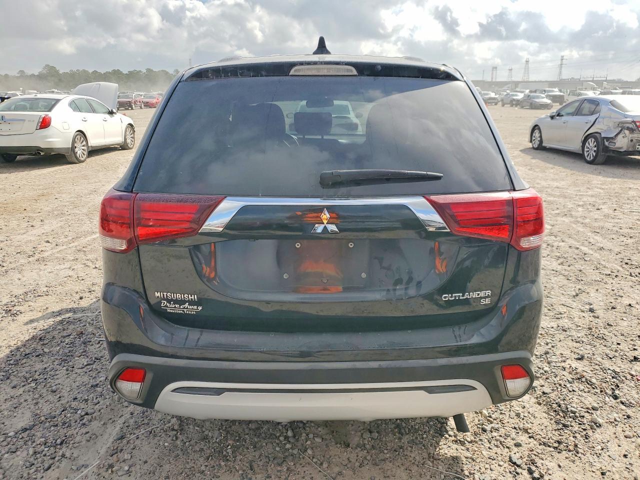2019 Mitsubishi Outlander Se - Image 6
