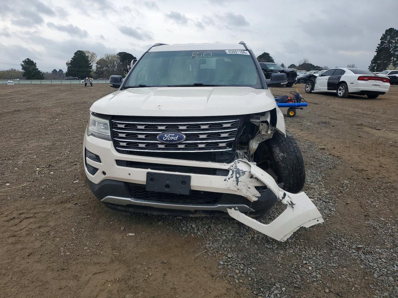 2016 Ford Explorer Xlt - Image 5