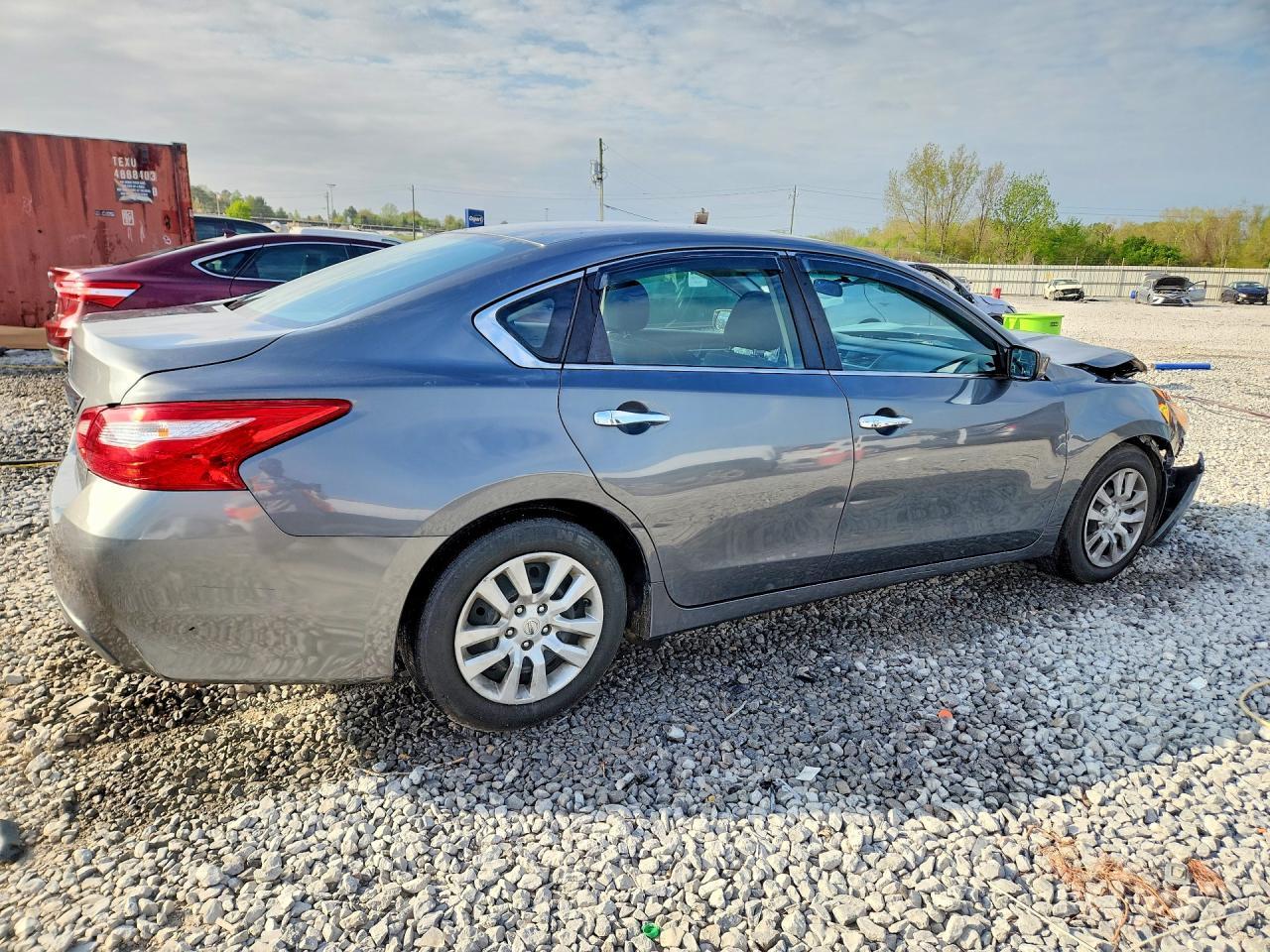 2017 Nissan Altima 2.5 S - Фото 3