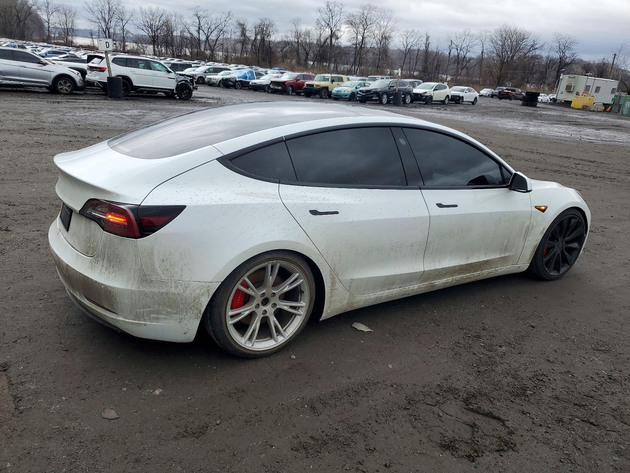2020 Tesla Model 3 - Image 3