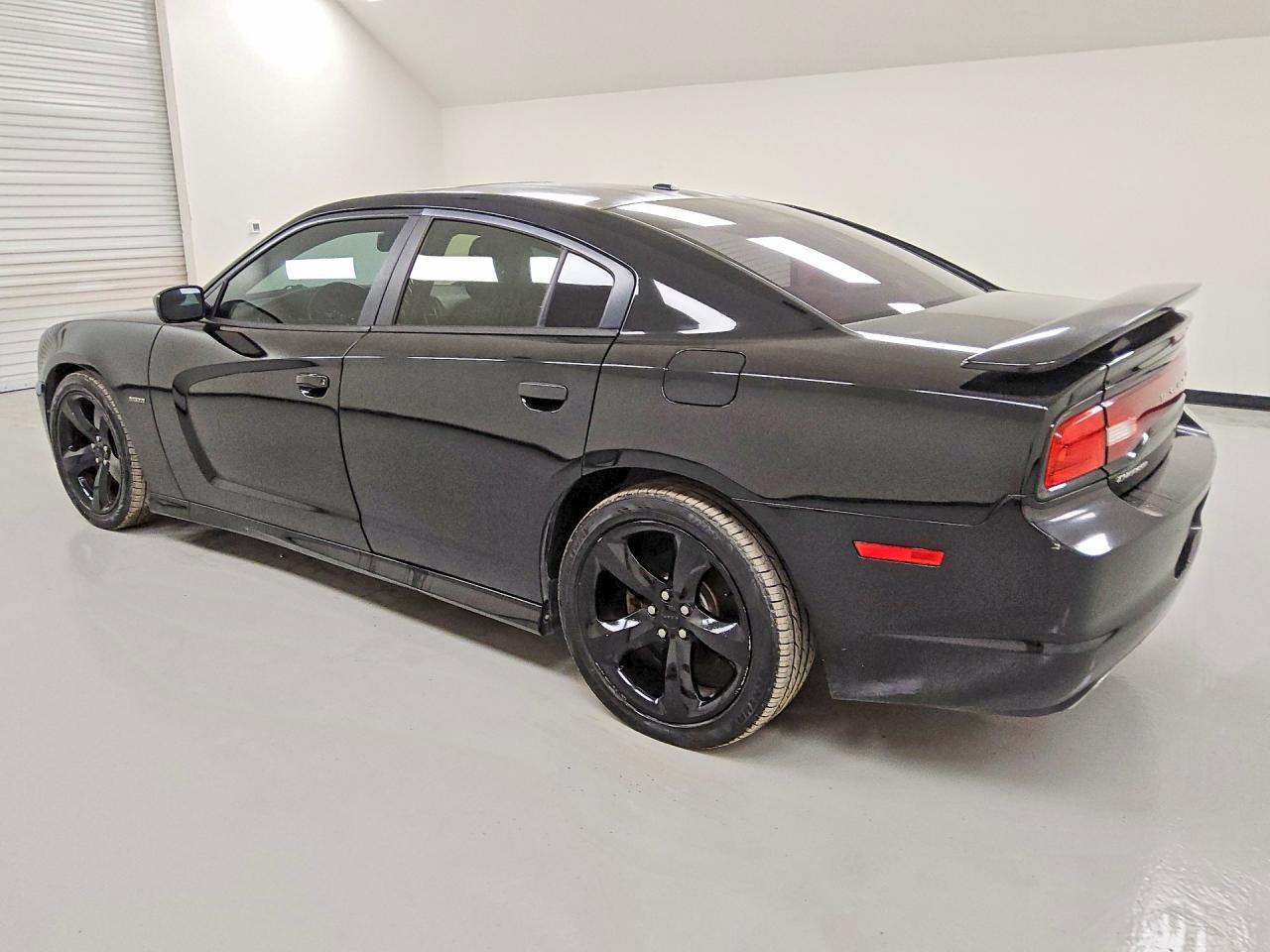 2014 Dodge Charger R - Фото 2