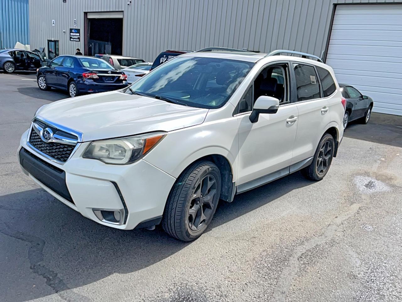 2014 Subaru Forester 2.0Xt Touring - Фото 2