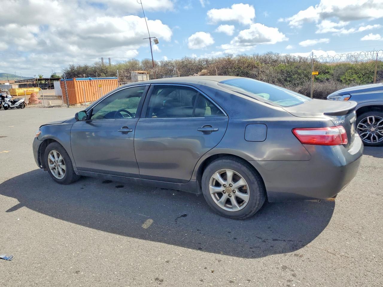 2007 Toyota Camry Le V6 - Фото 2