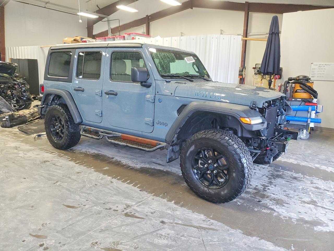 2024 Jeep Wrangler 4Xe - Image 4