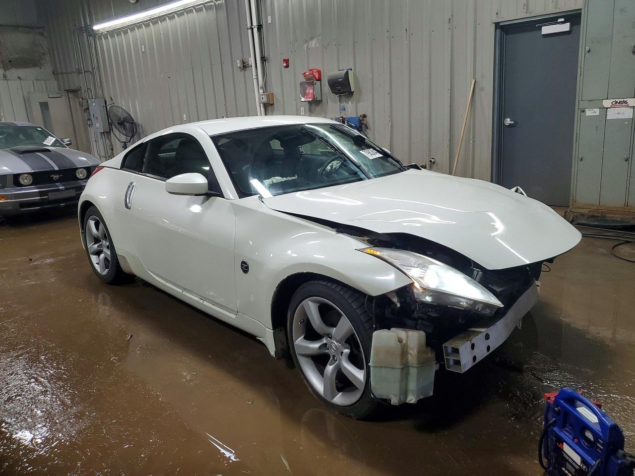 2007 Nissan 350Z Base - Фото 4