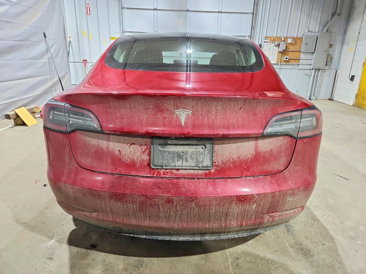 2020 Tesla Model 3 - Фото 6